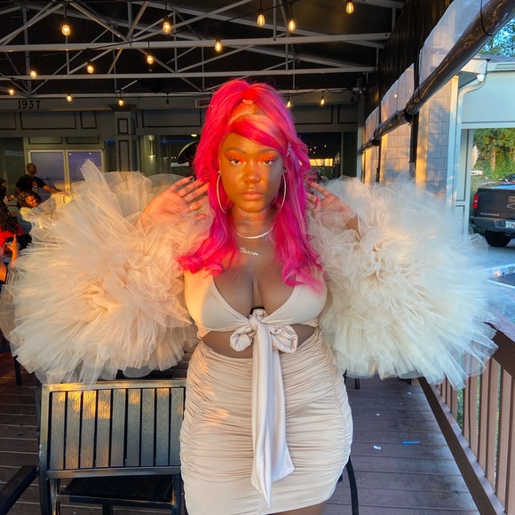 Tan Tulle Sleeve Blouse - Picture 2 of 4